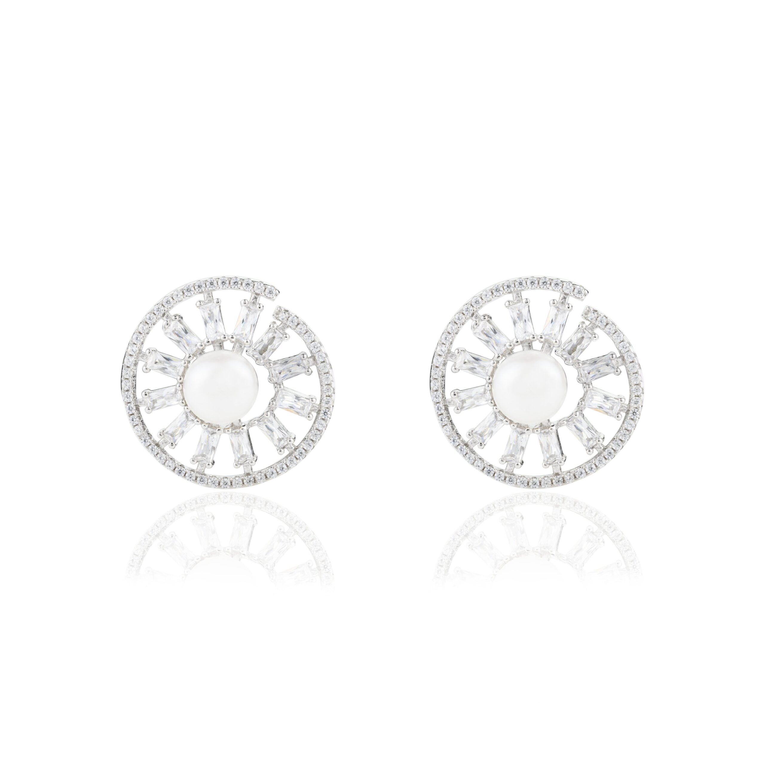 Wheel of Fortune Spiral Pearl Stud Earrings