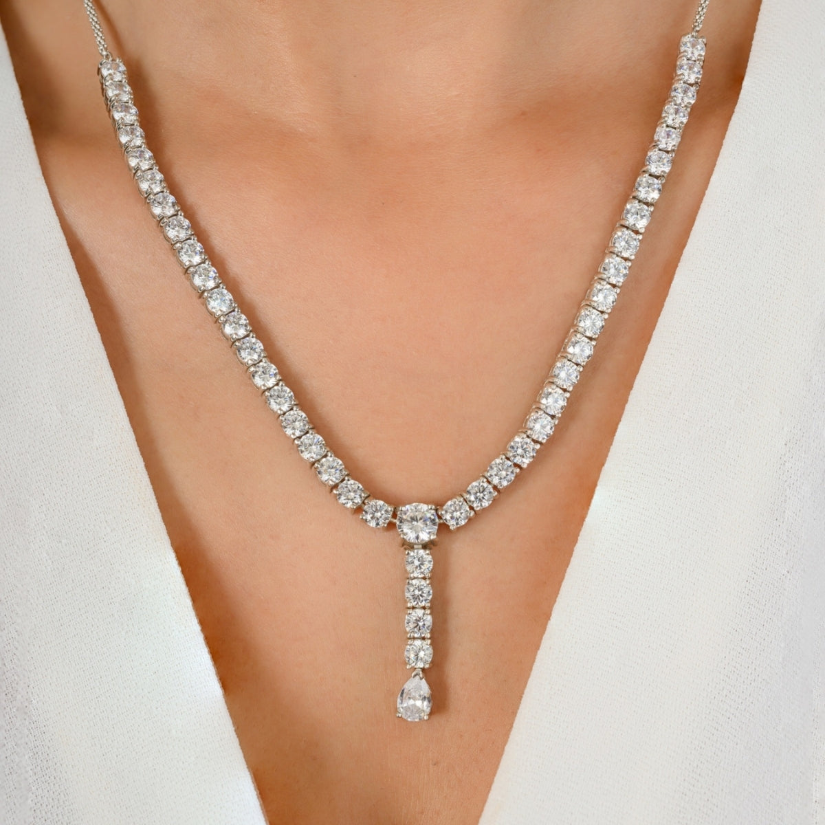 Elegant Y Shape Pattern White Gold Cz Diamond Necklace