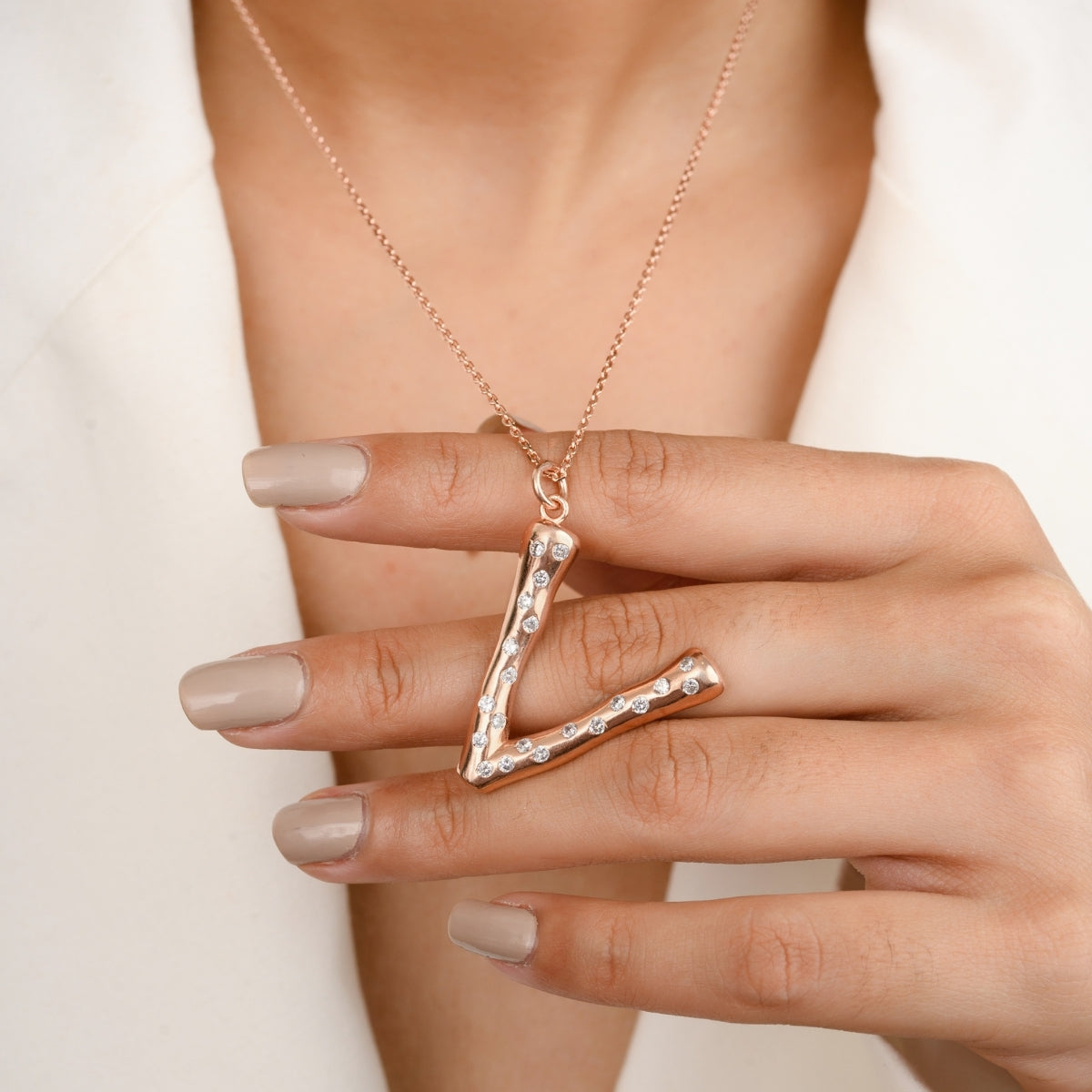 V Letter Alphabet Necklace Chain - Main Image