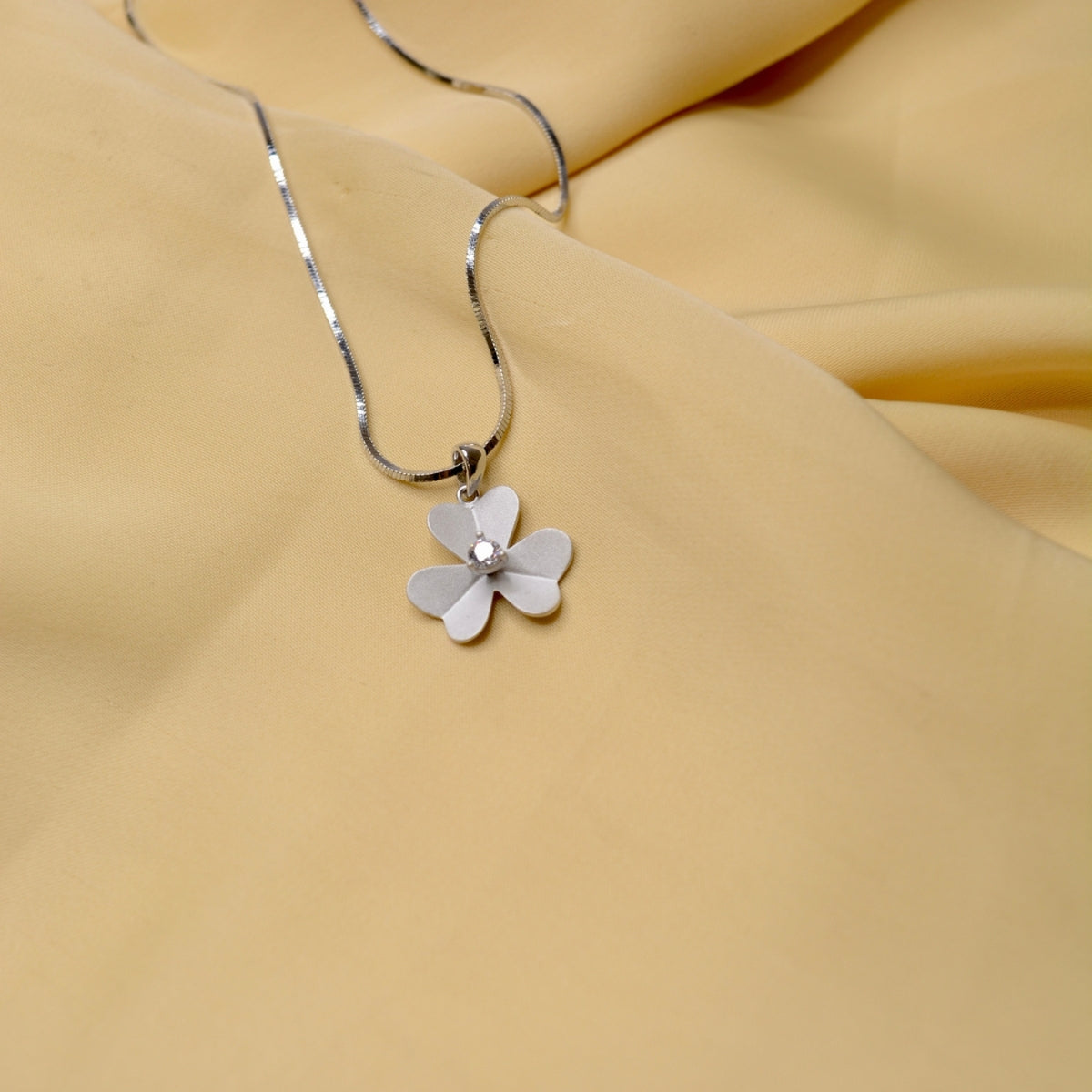 Dainty Flower Charm Necklace Set with Earrings in 925 Silver