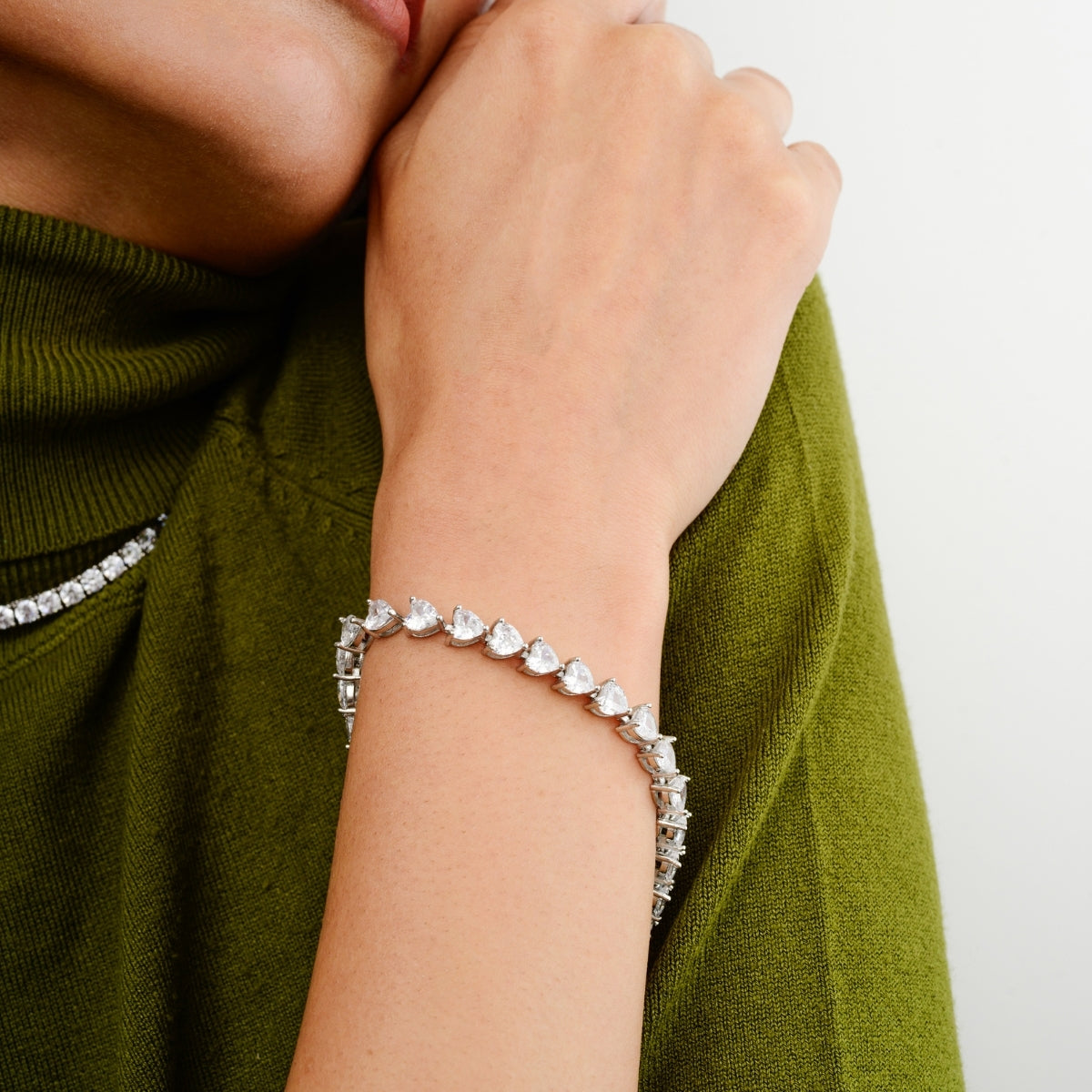 Heart Shaped Cz Diamonds Silver Tennis Bracelet for Women