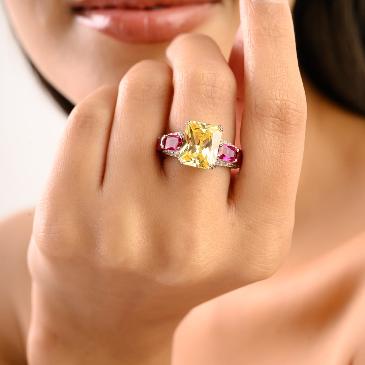 925 Silver Solitaire Dome Ring in Yellow and Pink Crystals