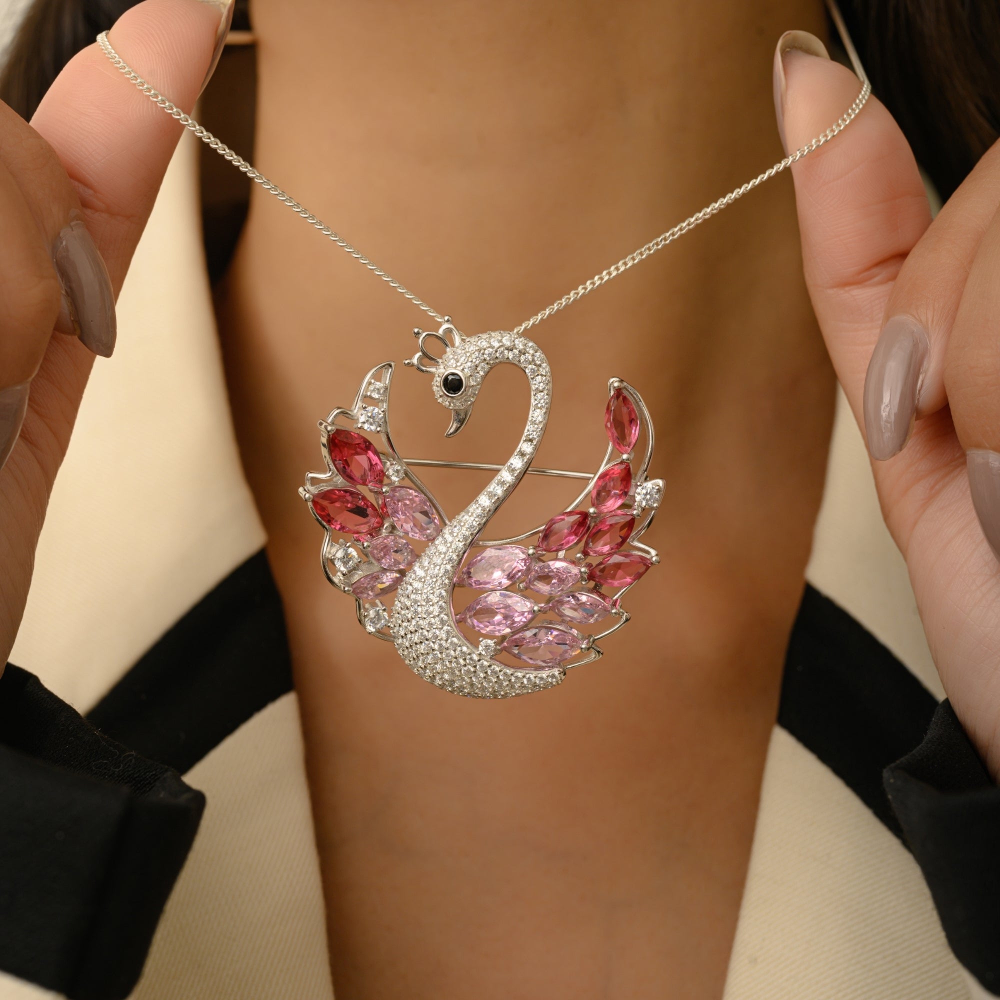 White Gold Swan Brooch in 925 Silver