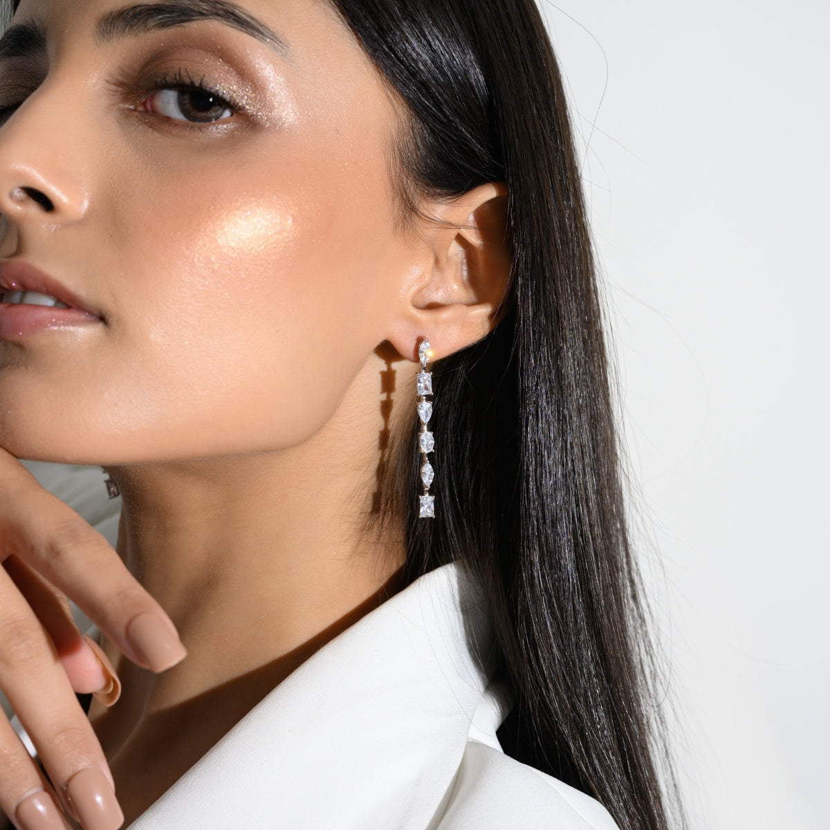 Linear Water Drops Cz Diamond Earrings in 925 Silver