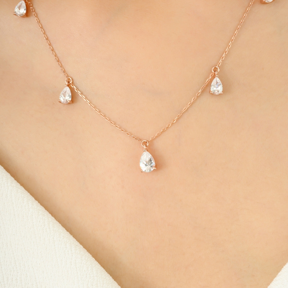 925 Silver Cz Diamond Charms Queen Necklace