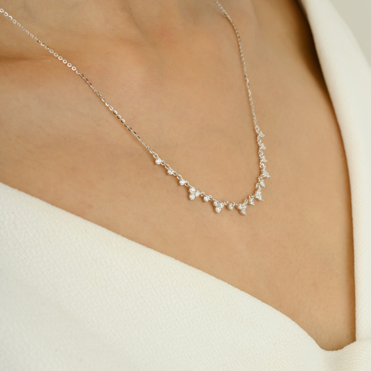 Elegant Yellow and White Gold Cz Diamond Cluster Necklace for Women