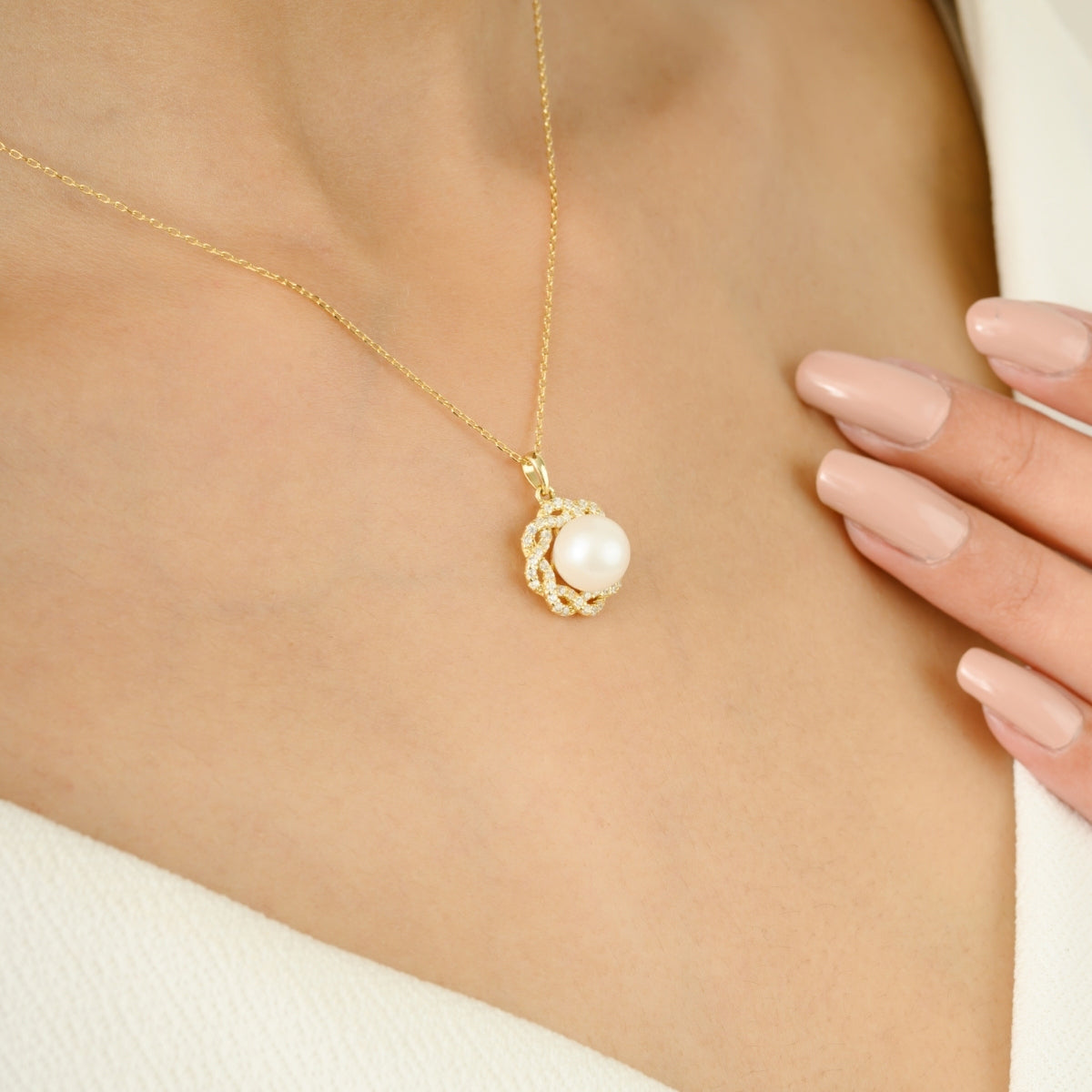 Pearl Drop Necklace in Yellow Gold Finish