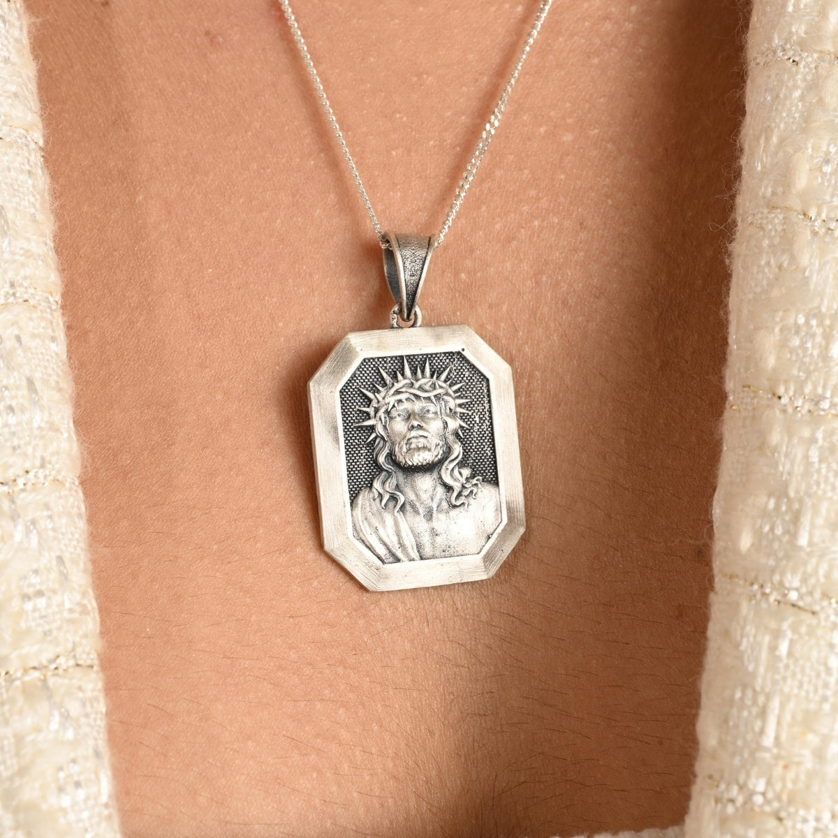 Jesus Crown of Thorns Pendant