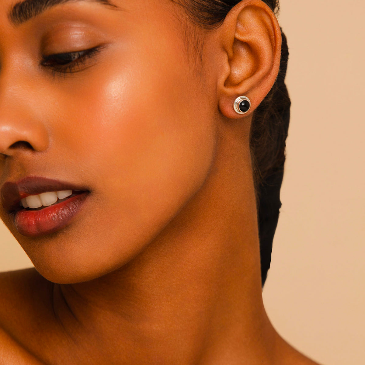 Dainty Black Round Gemstone Silver Stud Earrings for Women