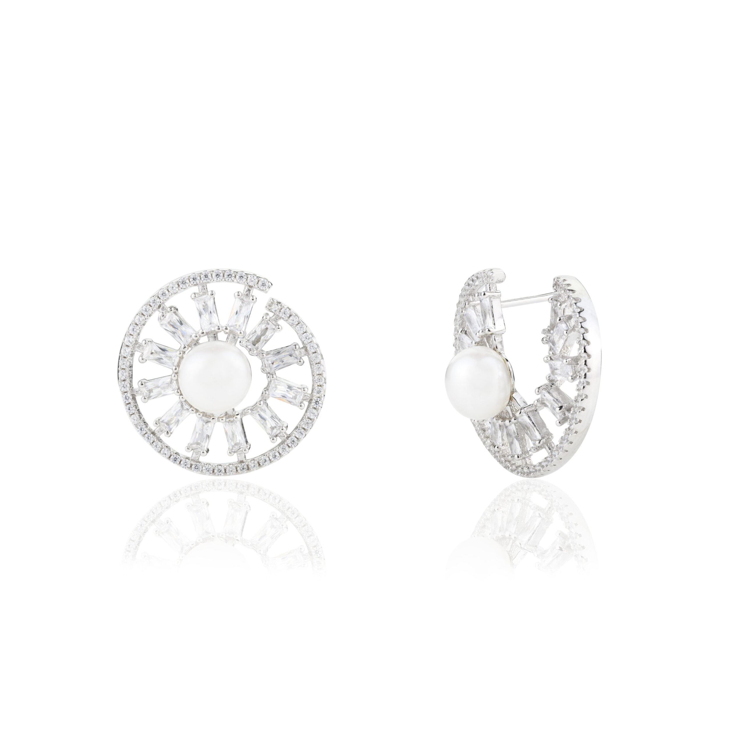 Wheel of Fortune Spiral Pearl Stud Earrings