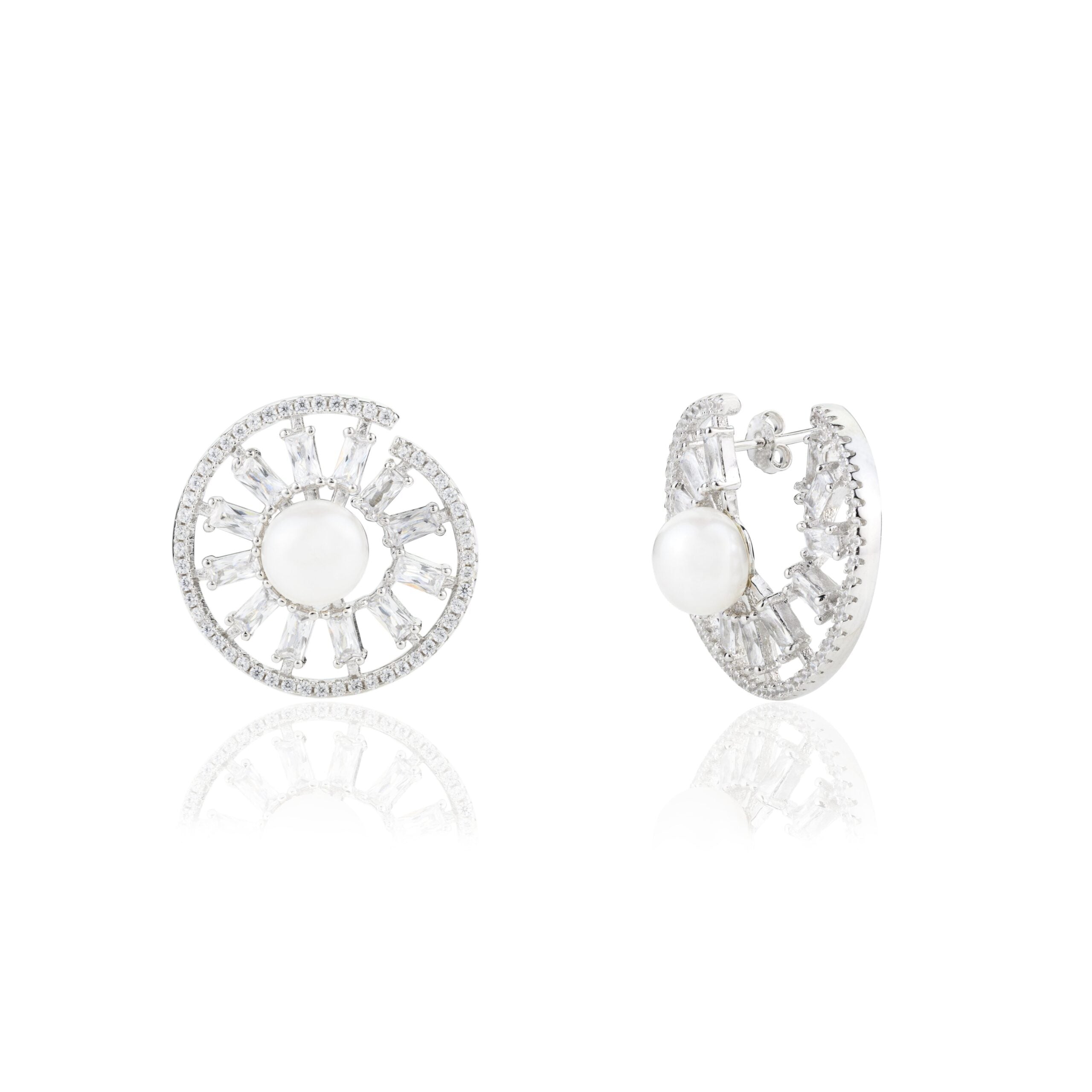 Wheel of Fortune Spiral Pearl Stud Earrings