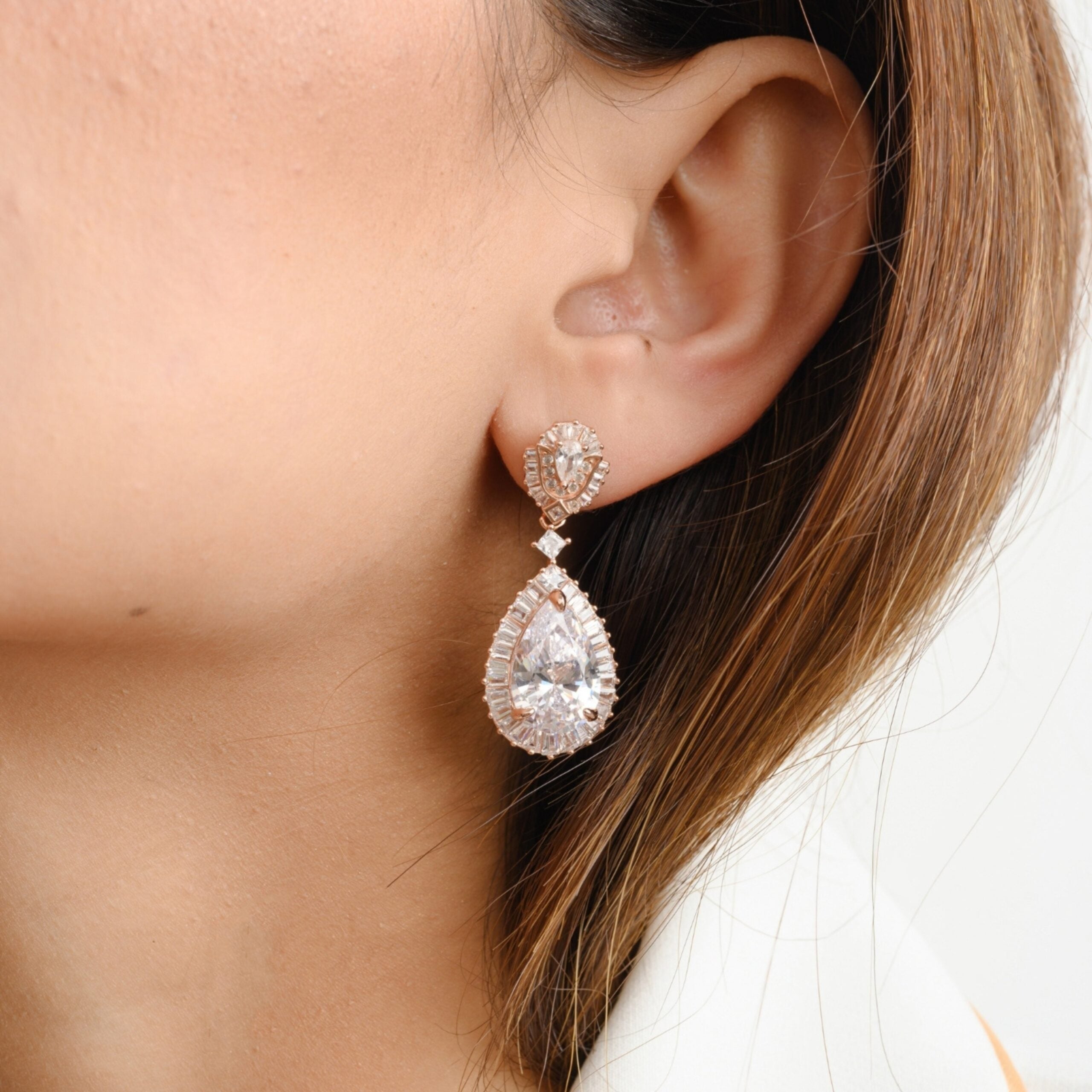 Elegant Rose gold Pear Cut Drop Earrings