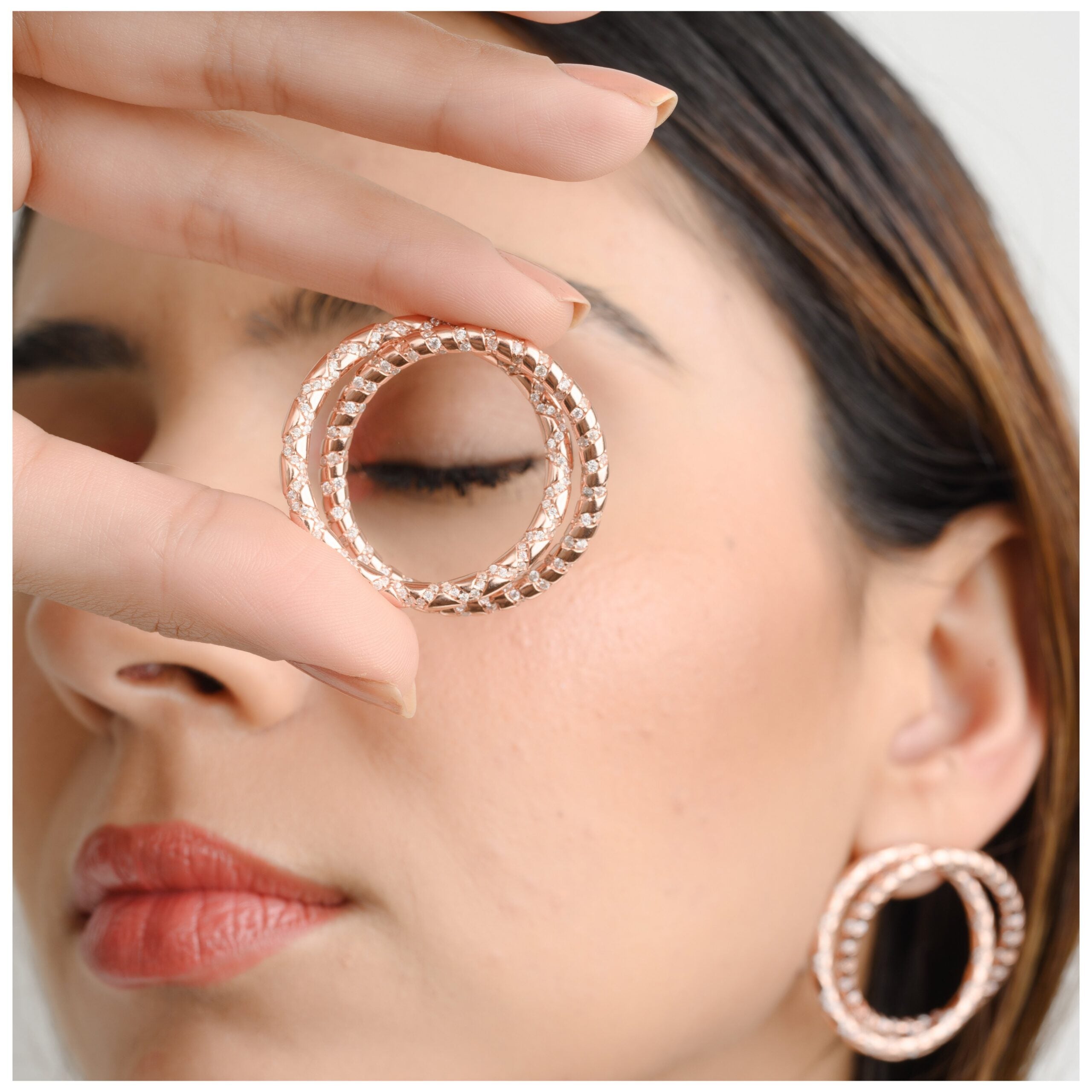 Rose gold Twin Interlock Circle Hoop Studs