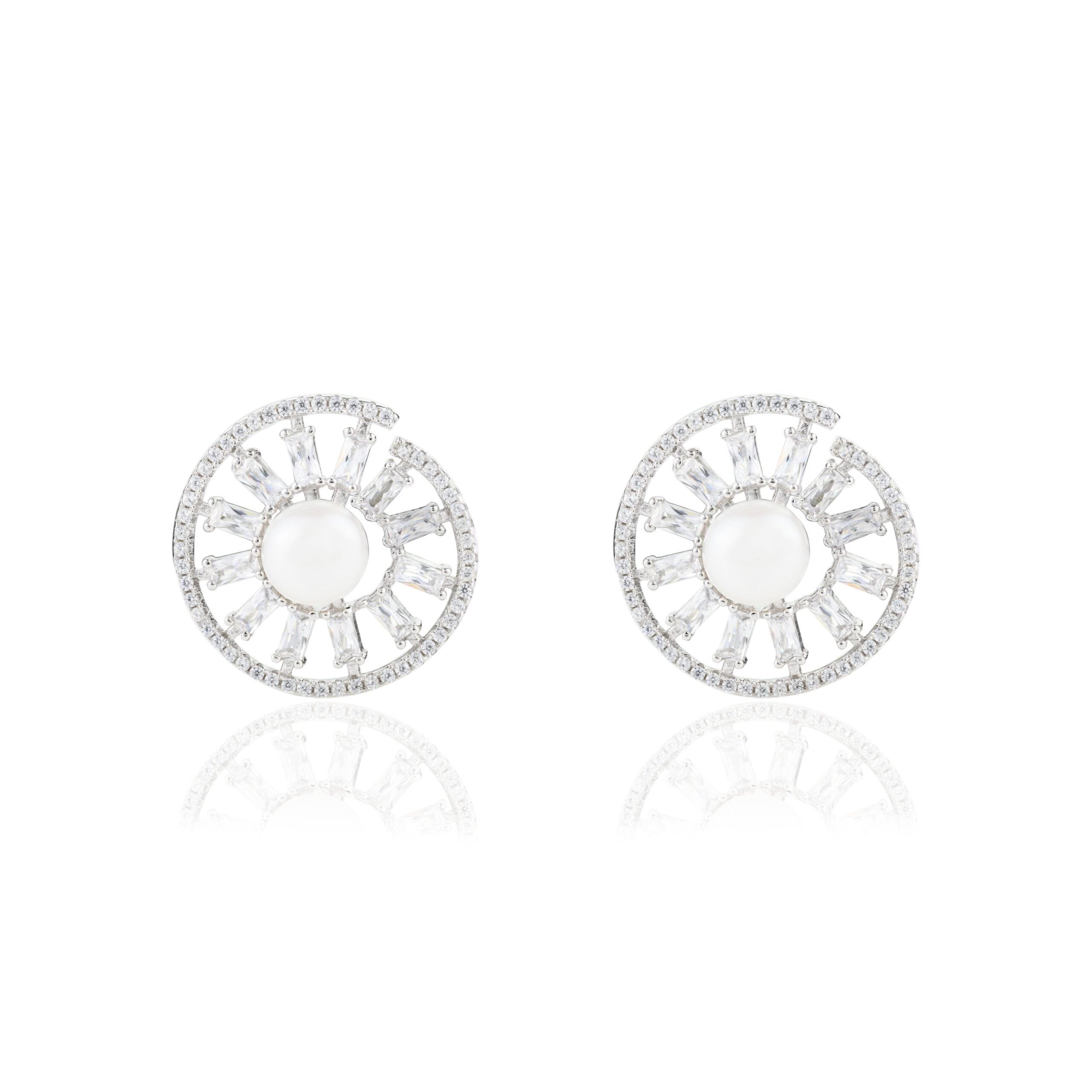 Wheel of Fortune Spiral Pearl Stud Earrings