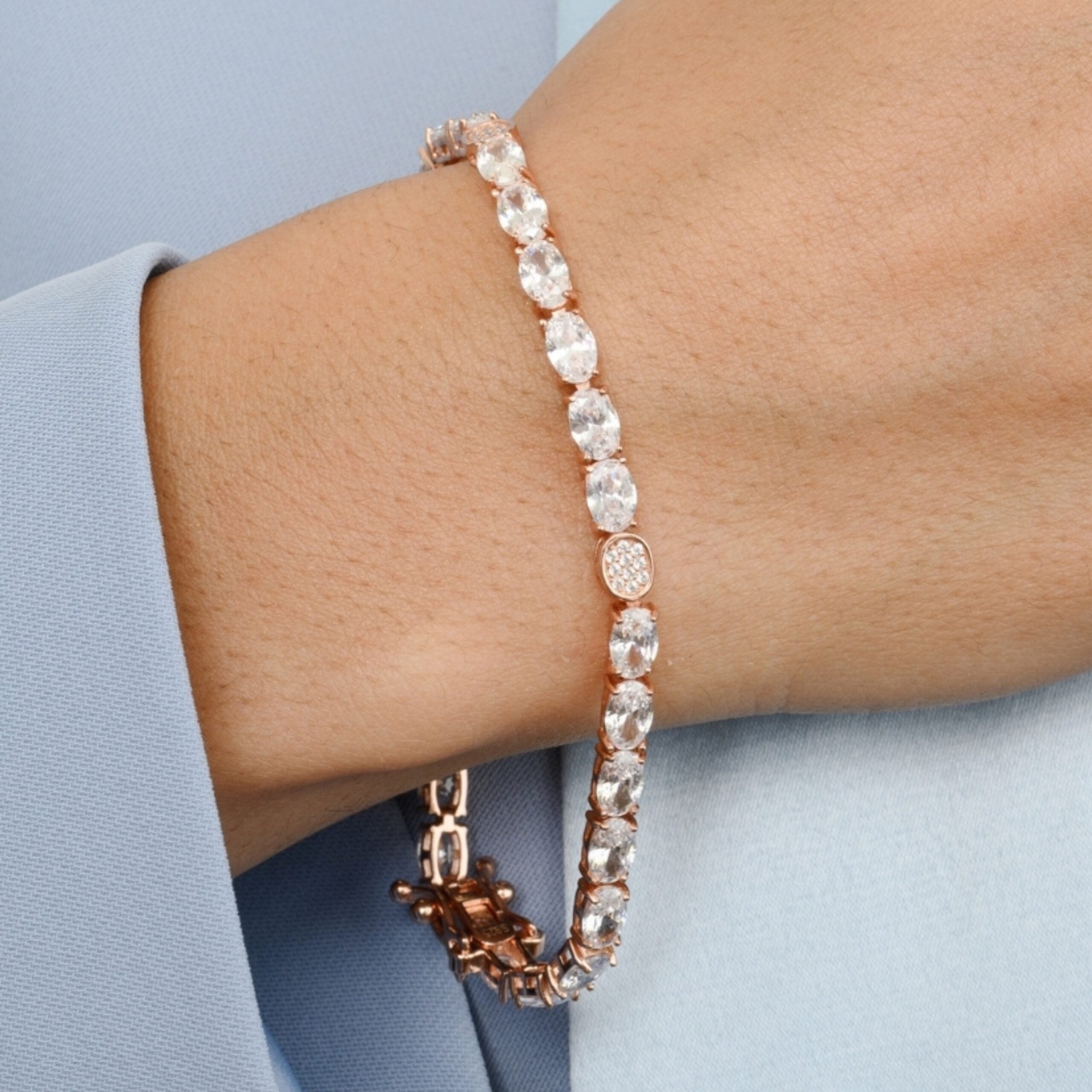 Oval Diamonds Tennis Bracelet