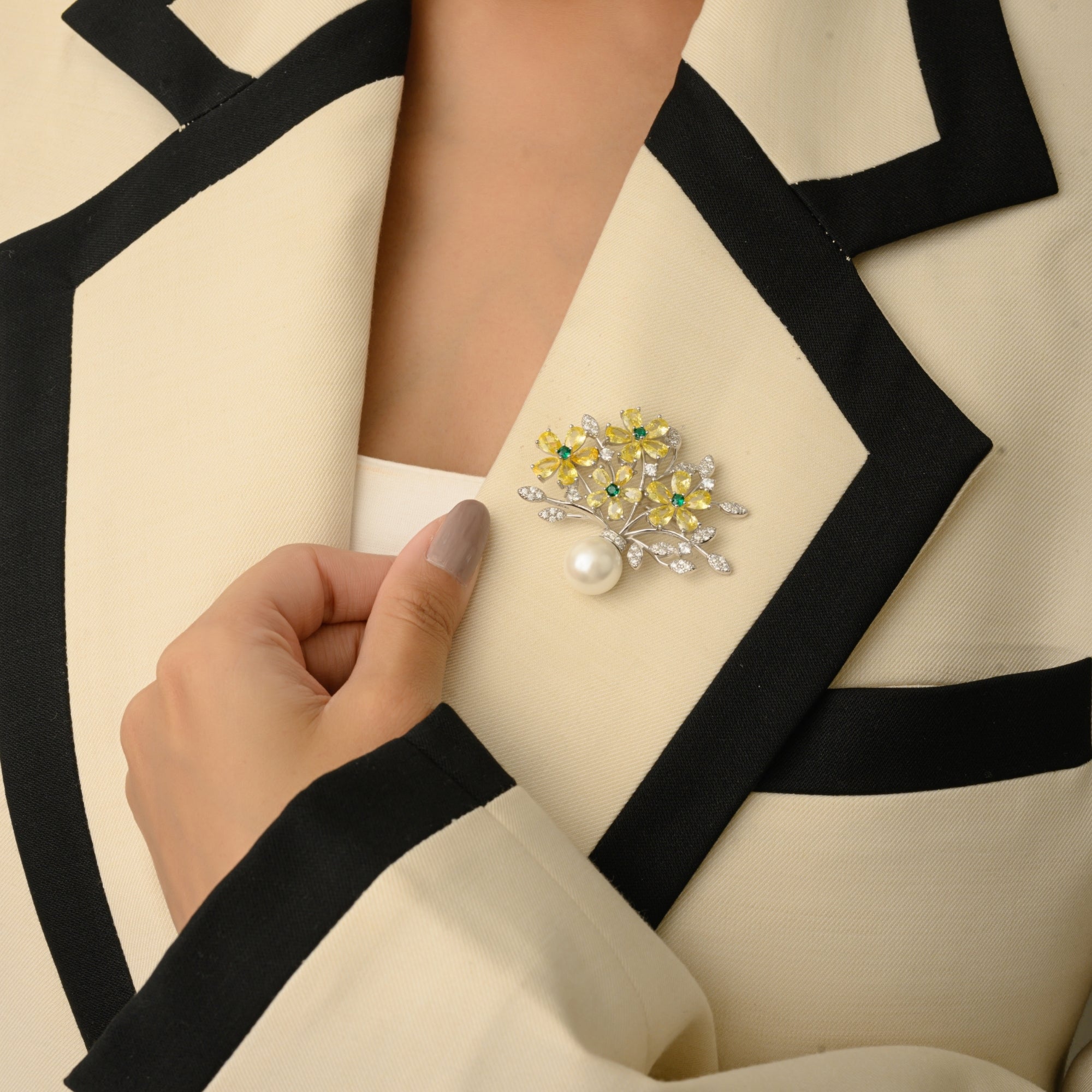 Flower Badge Brooch Pin in 925 Silver with Pearl and Colorful CZ Diamonds