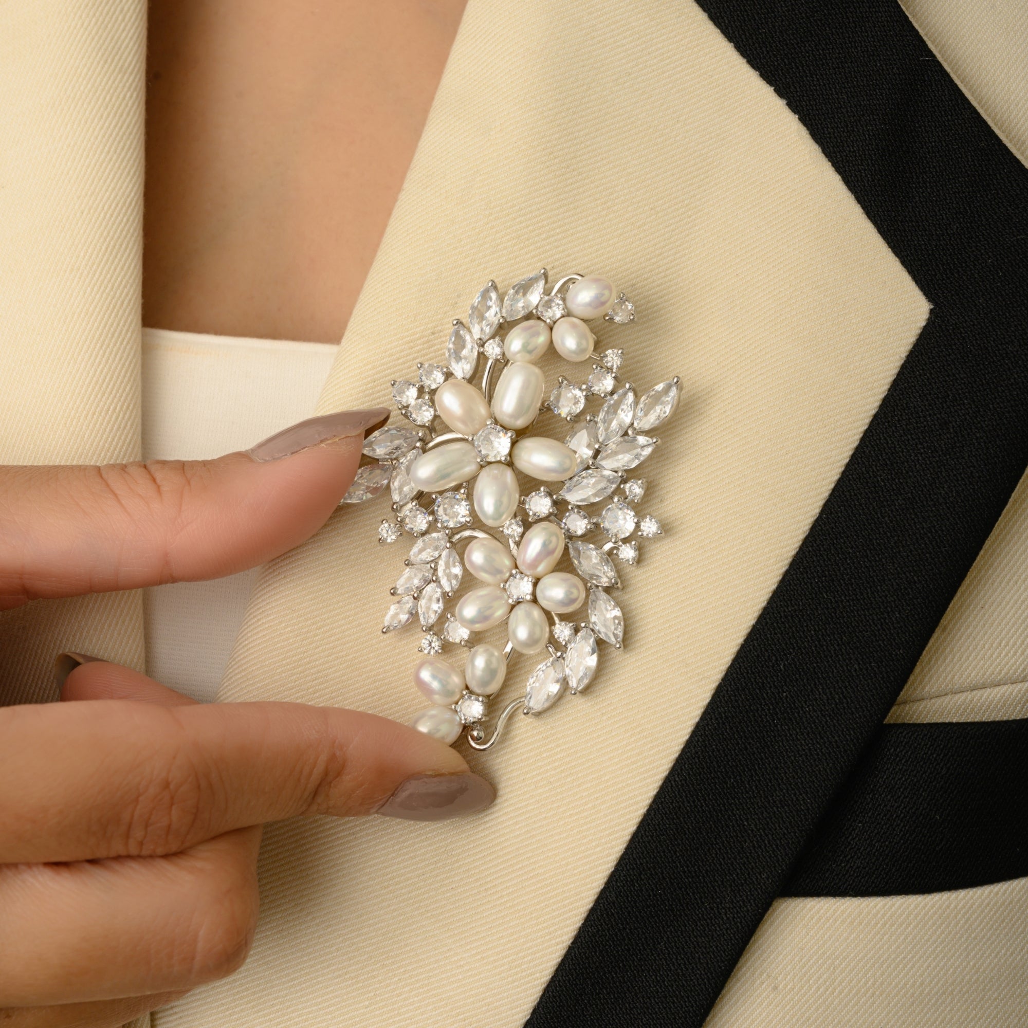 White Gold Floral Pearl Brooch in 925 Silver