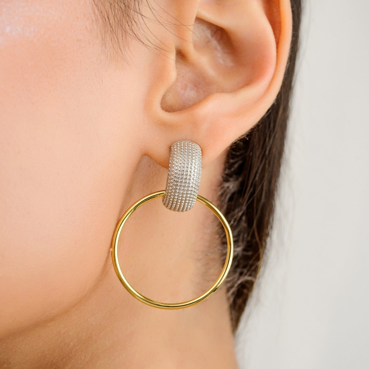 Yellow Gold Linked Circle Silver Stud Earrings